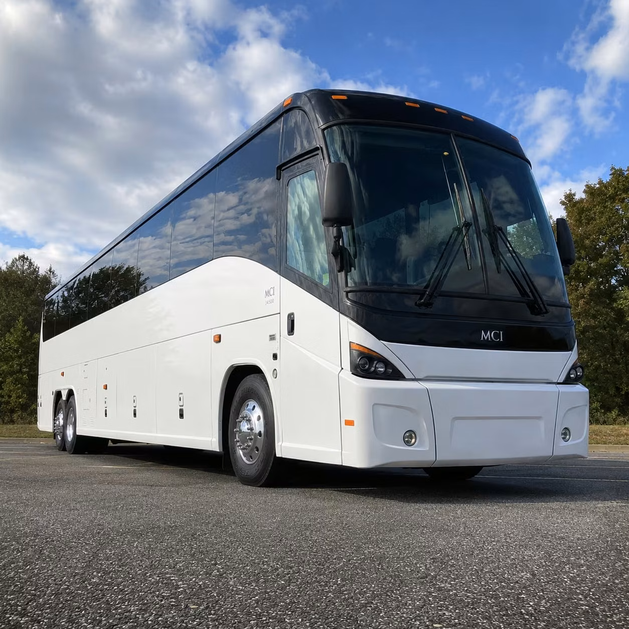airport shuttle services for government and military groups flying through ama