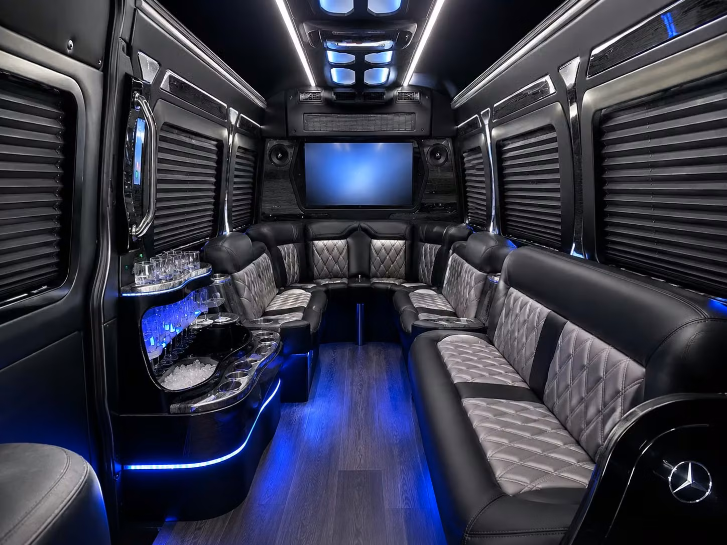 charterbusamarillo com is the easiest way to arrange corporate airport shuttle service in amarillo