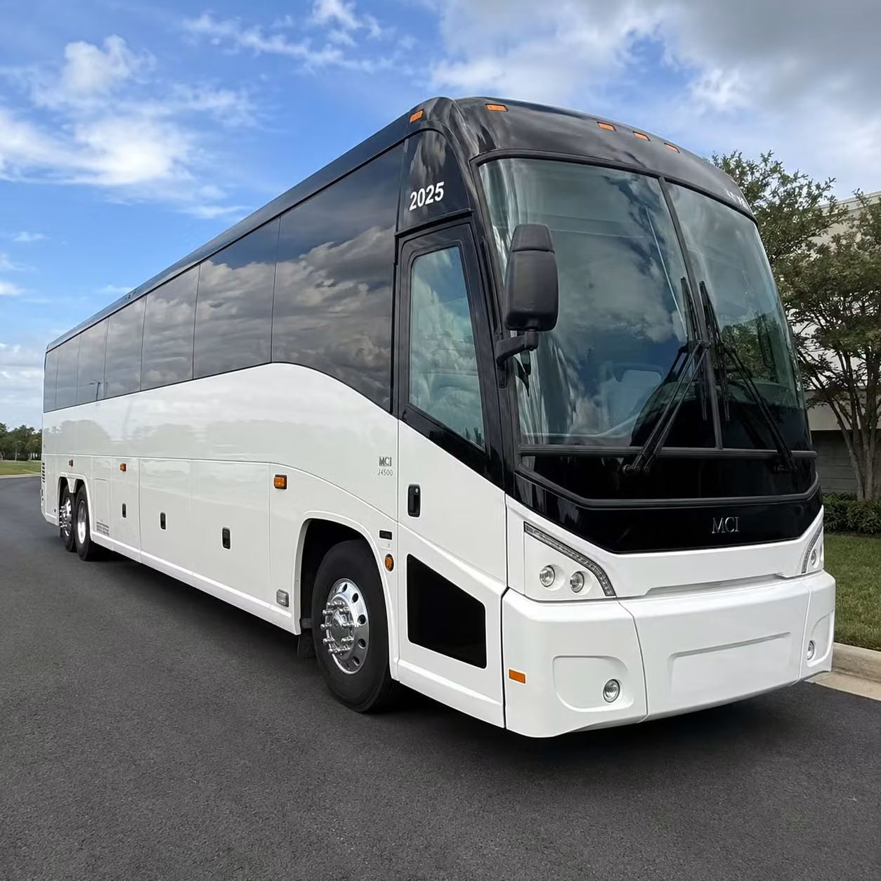 minibus rentals for smaller concert groups in amarillo texas