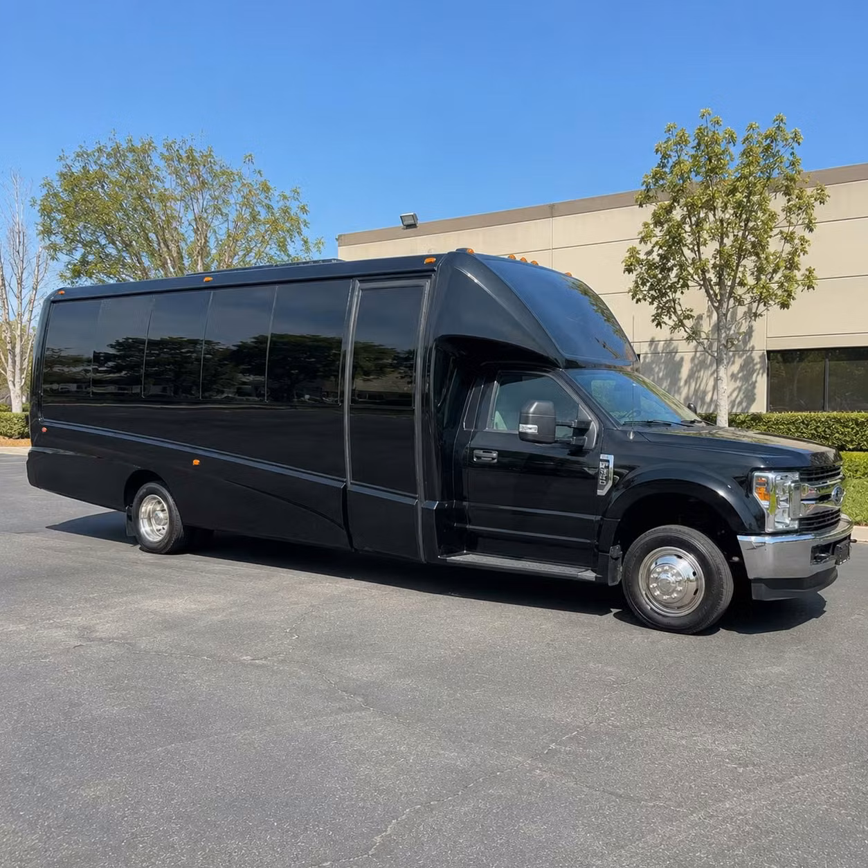 party buses for amarillo prom night that keep the energy going all night long