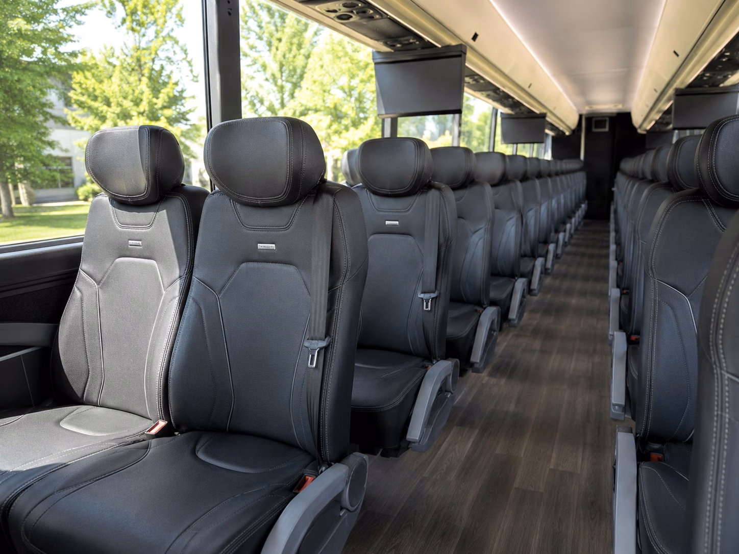 shuttle guests between amarillo wedding venues without the parking headache